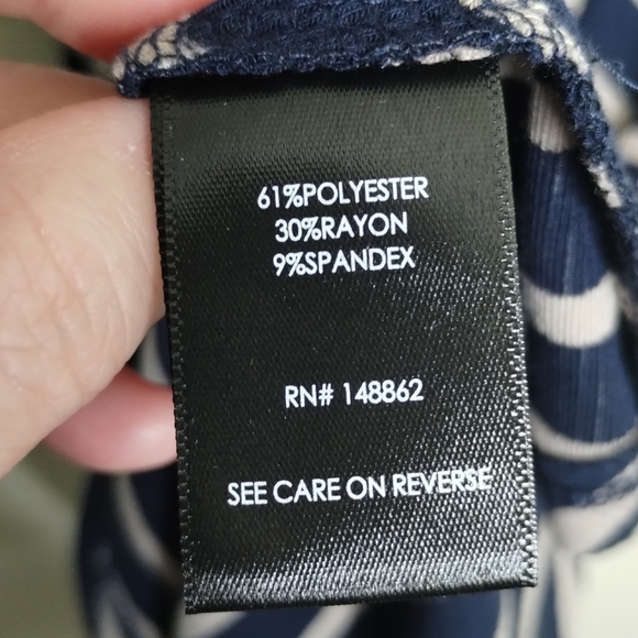 Torrid Mini Rib Knit Twist Front Skater Dress Stripe Women's Plus Size 0X - Picture 5 of 6